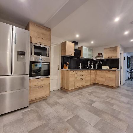 Villa Flora Superior Apartment 카브리 외부 사진