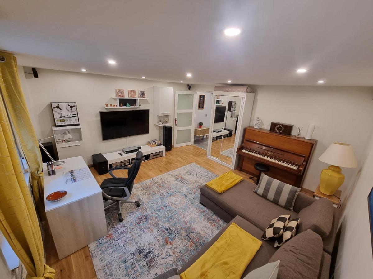 Villa Flora Superior Apartment 카브리 외부 사진